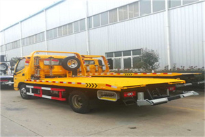 长寿区附近拖车救援搭电